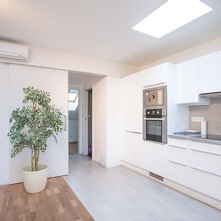 Suite Prague Apartment -Duplex, Up To 4People מראה חיצוני תמונה